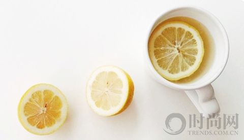 每天一杯暖暖的柠檬水，健康~减肥~美肌肤~